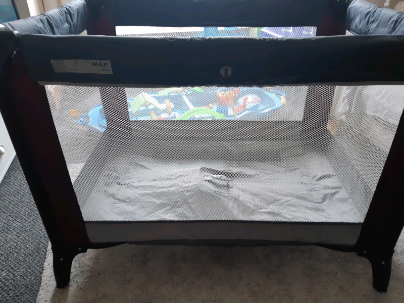 travel cot gumtree